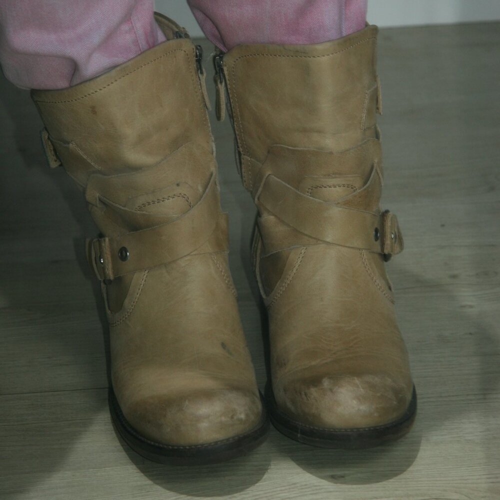 Guess leather harness boots